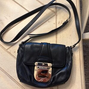 MICHAEL KORS Black Leather Crossbody Bag